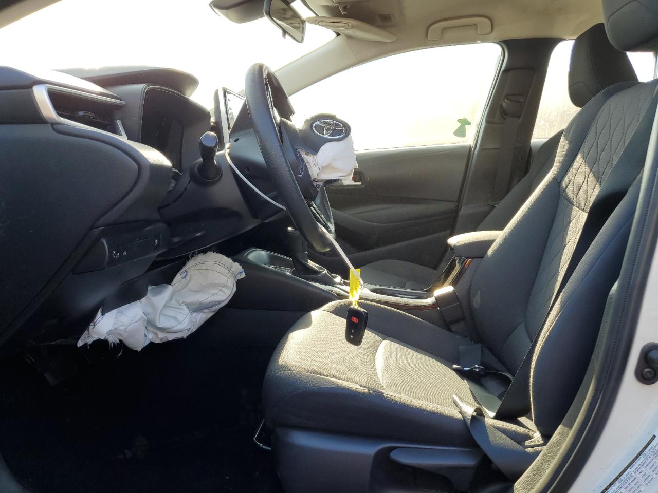 2021 Toyota Corolla Le VIN: JTDEAMDE2MJ018824 Lot: 68219944