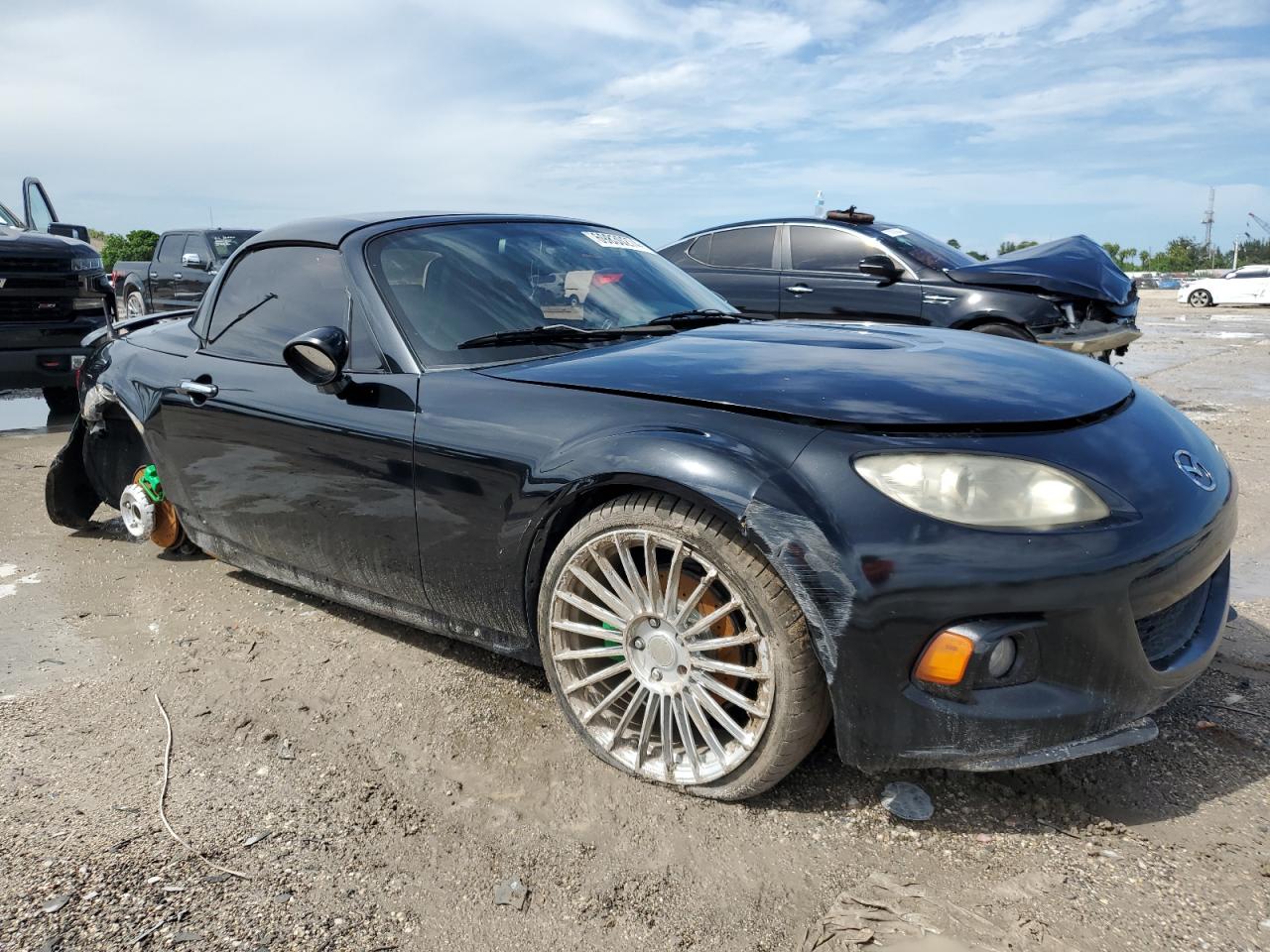 2015 Mazda MX-5 - Image 4