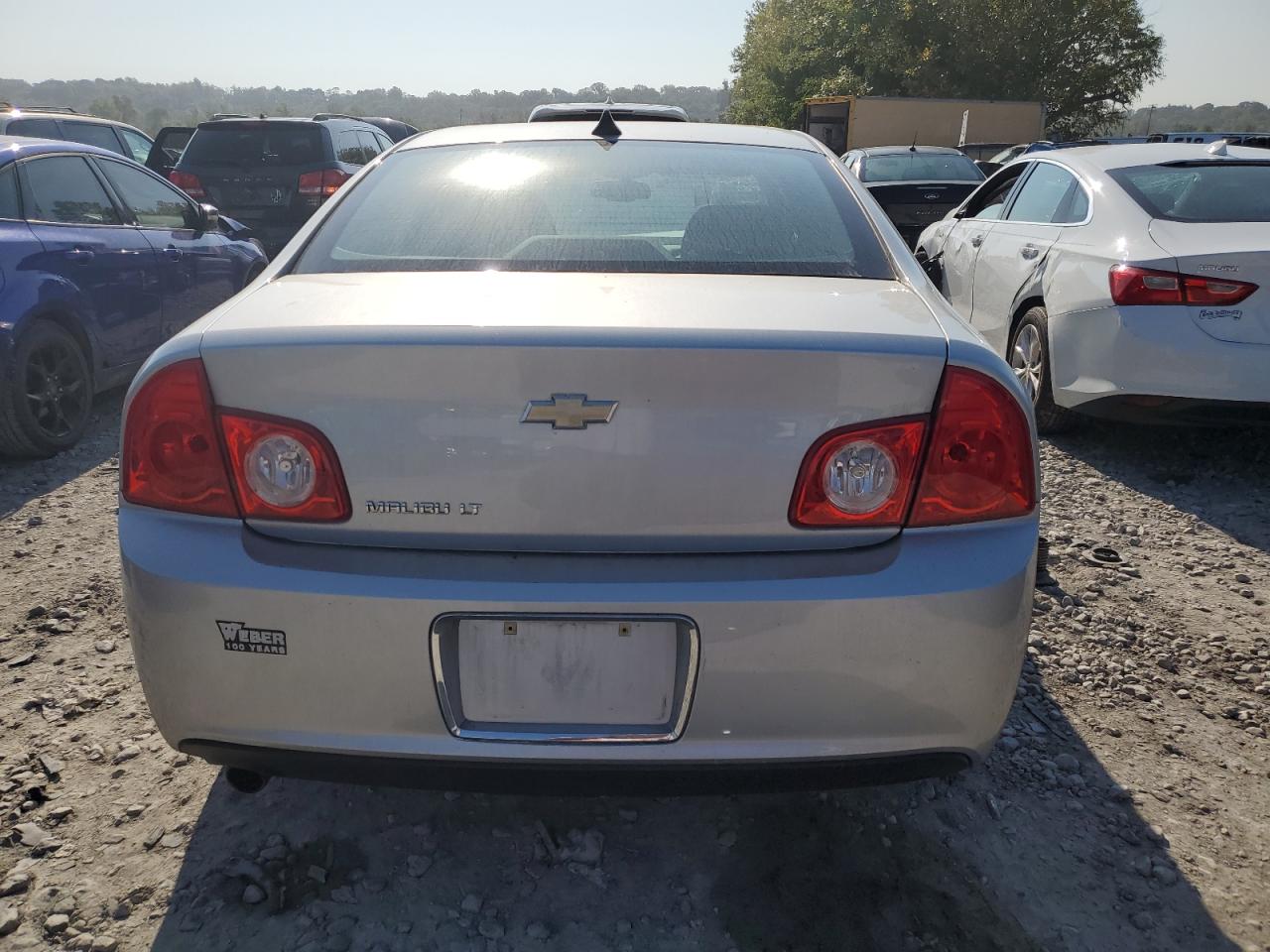 1G1ZD5EU6CF325301 2012 Chevrolet Malibu 2Lt