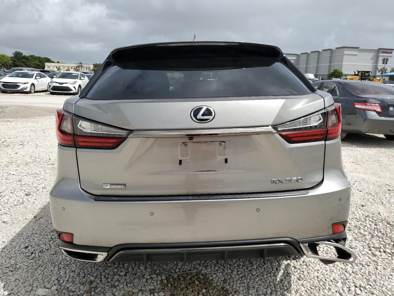 2022 Lexus RX - Image 6