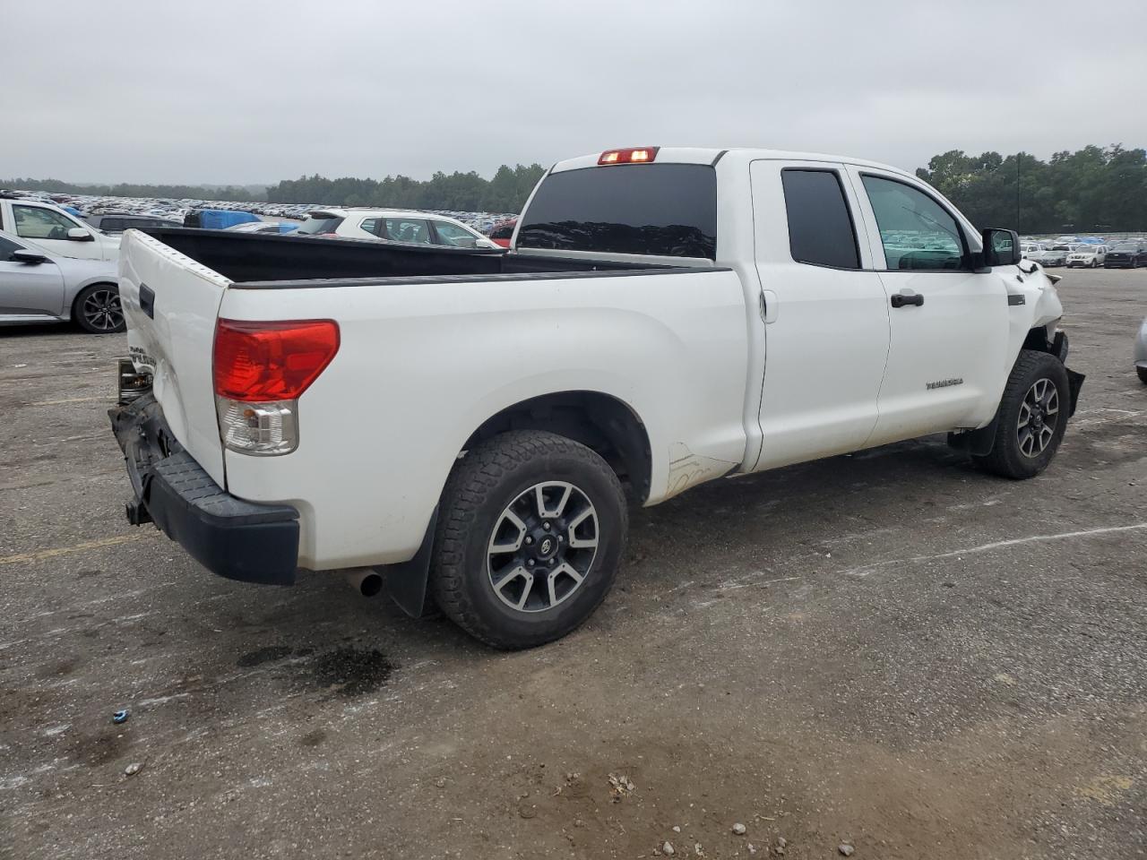 5TFRY5F12CX133156 2012 Toyota Tundra Double Cab Sr5