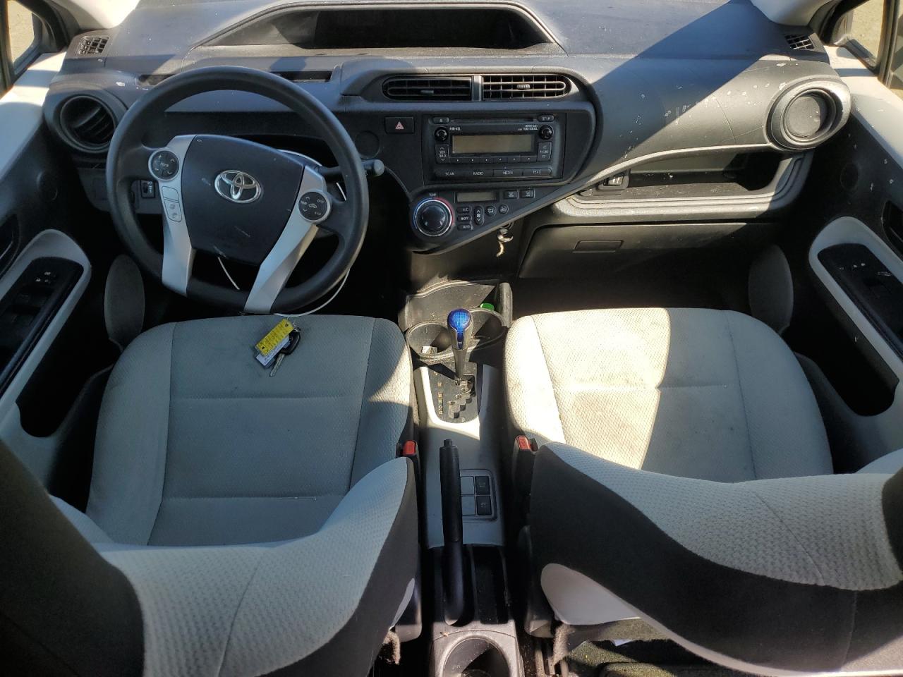 JTDKDTB31E1064328 2014 Toyota Prius C