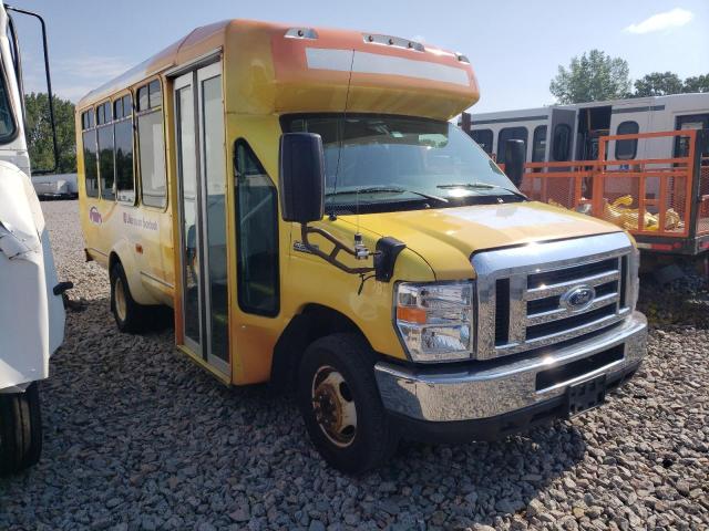 2018 Ford Econoline E350 Super Duty Cutaway Van