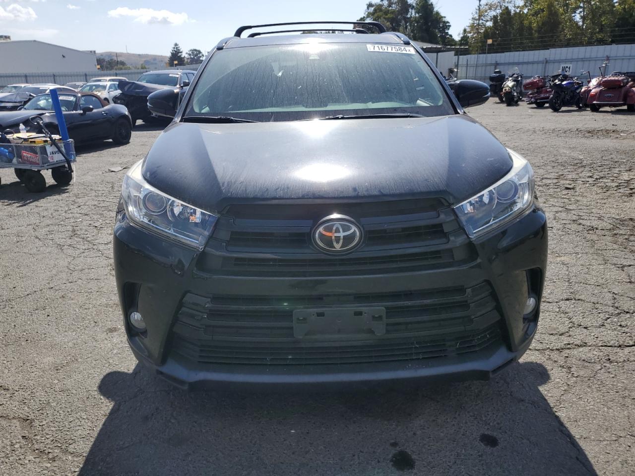 5TDJZRFH5HS516309 2017 Toyota Highlander Se