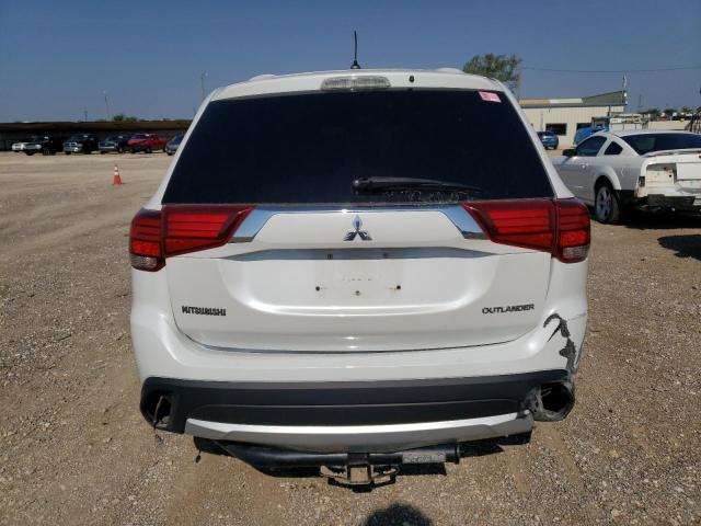  MITSUBISHI OUTLANDER 2016 Белый