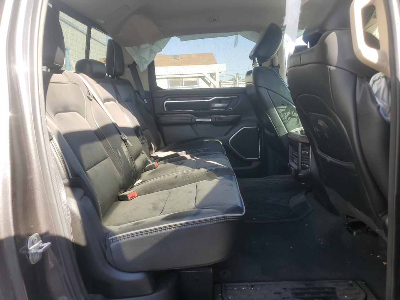 2020 RAM 1500 - Image 10
