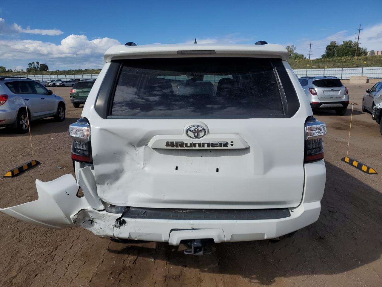 2021 Toyota 4Runner Sr5/Sr5 Premium VIN: JTEMU5JR9M5925509 Lot: 70865004