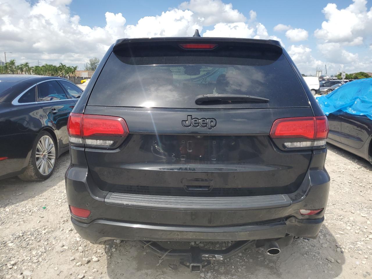 1C4RJEAG0KC626047 2019 Jeep Grand Cherokee Laredo