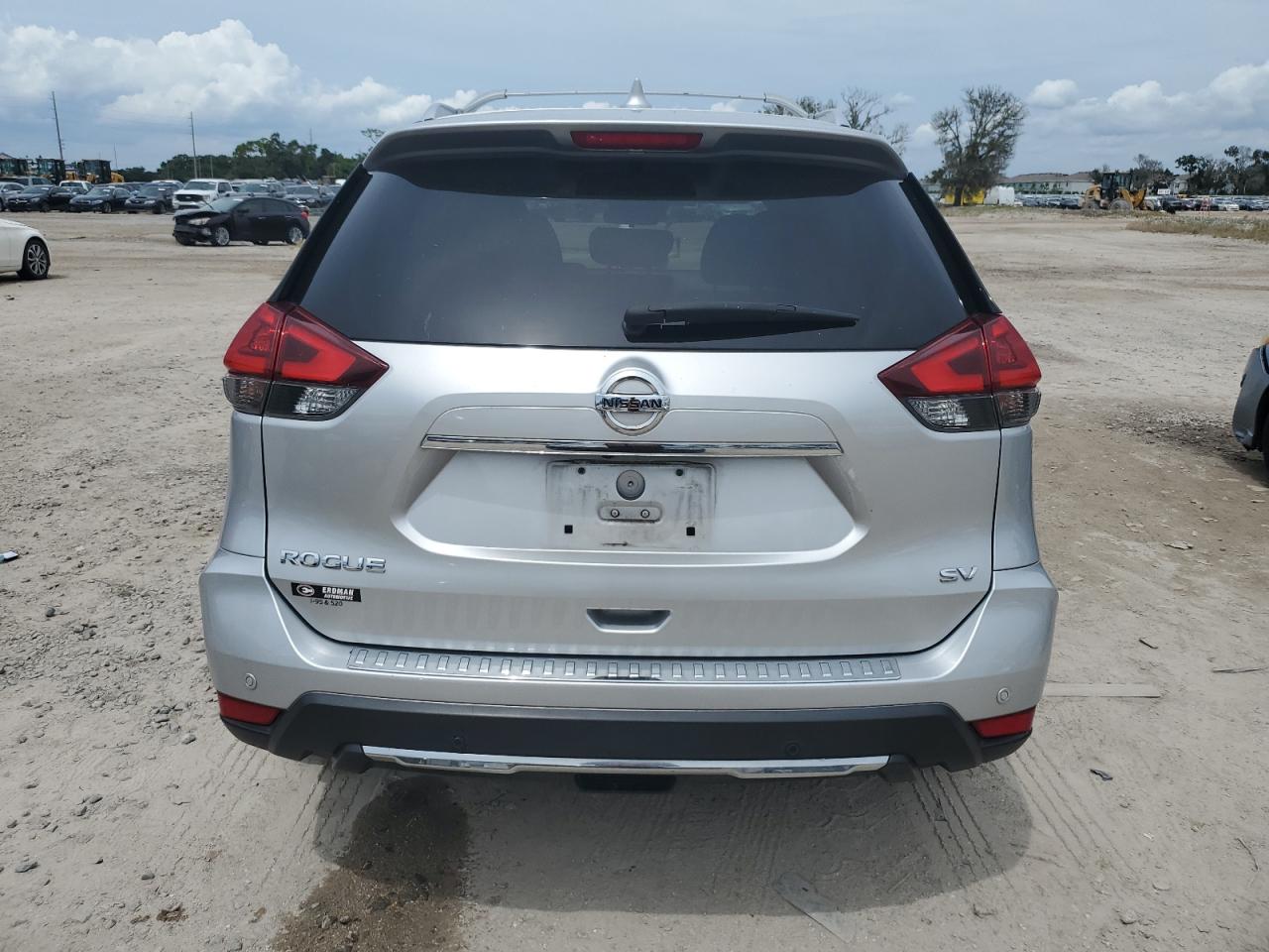 JN8AT2MT4KW257419 2019 Nissan Rogue S