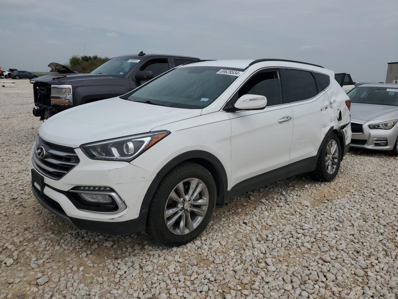 5XYZU4LA2JG524124 2018 HYUNDAI SANTA FE - Image 1