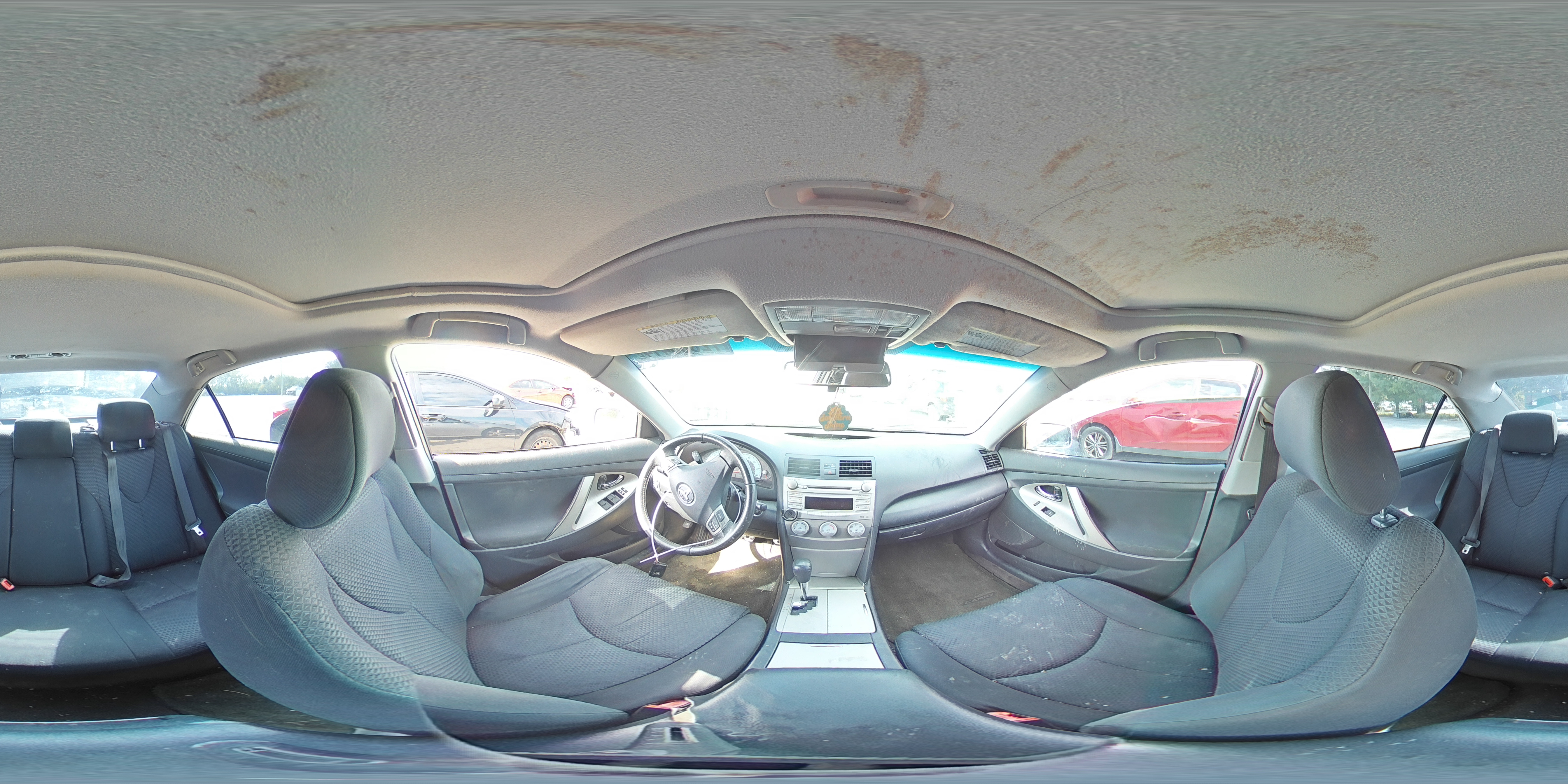 2011 Toyota Camry - Image 12