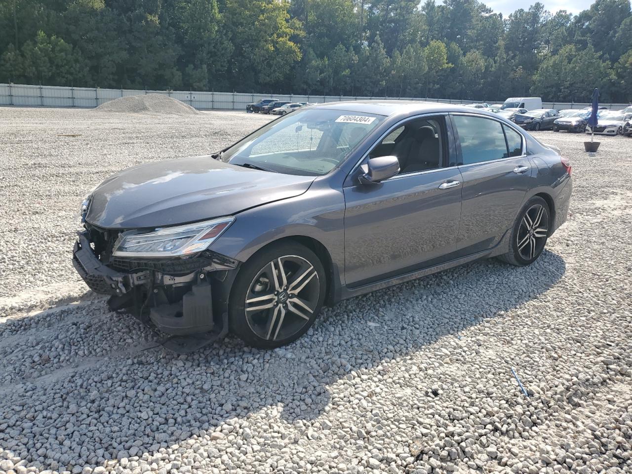 1HGCR3F99HA024928 2017 HONDA ACCORD - Image 1