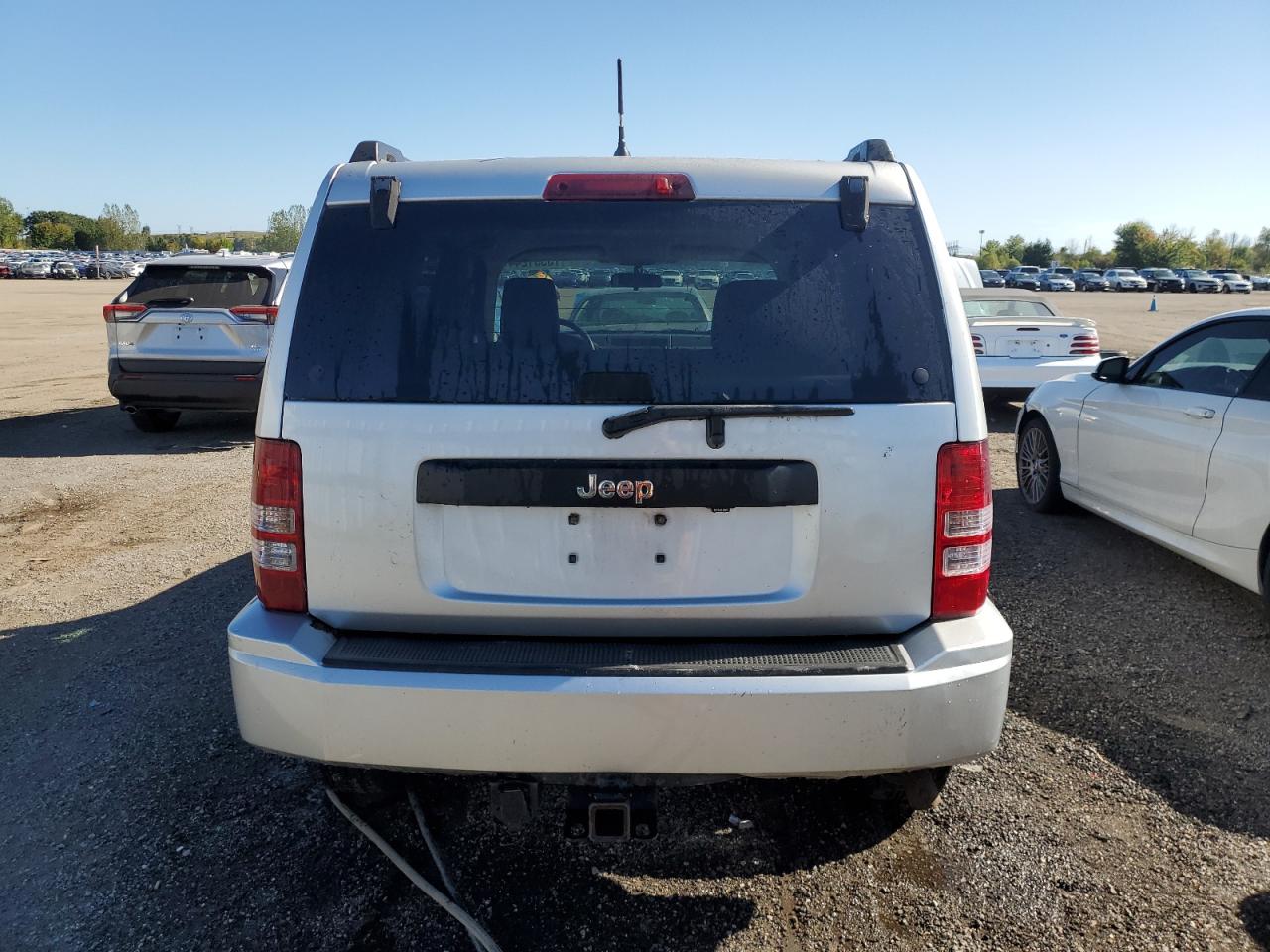 2008 Jeep Liberty Sport VIN: 1J8GN28K38W166824 Lot: 73531244