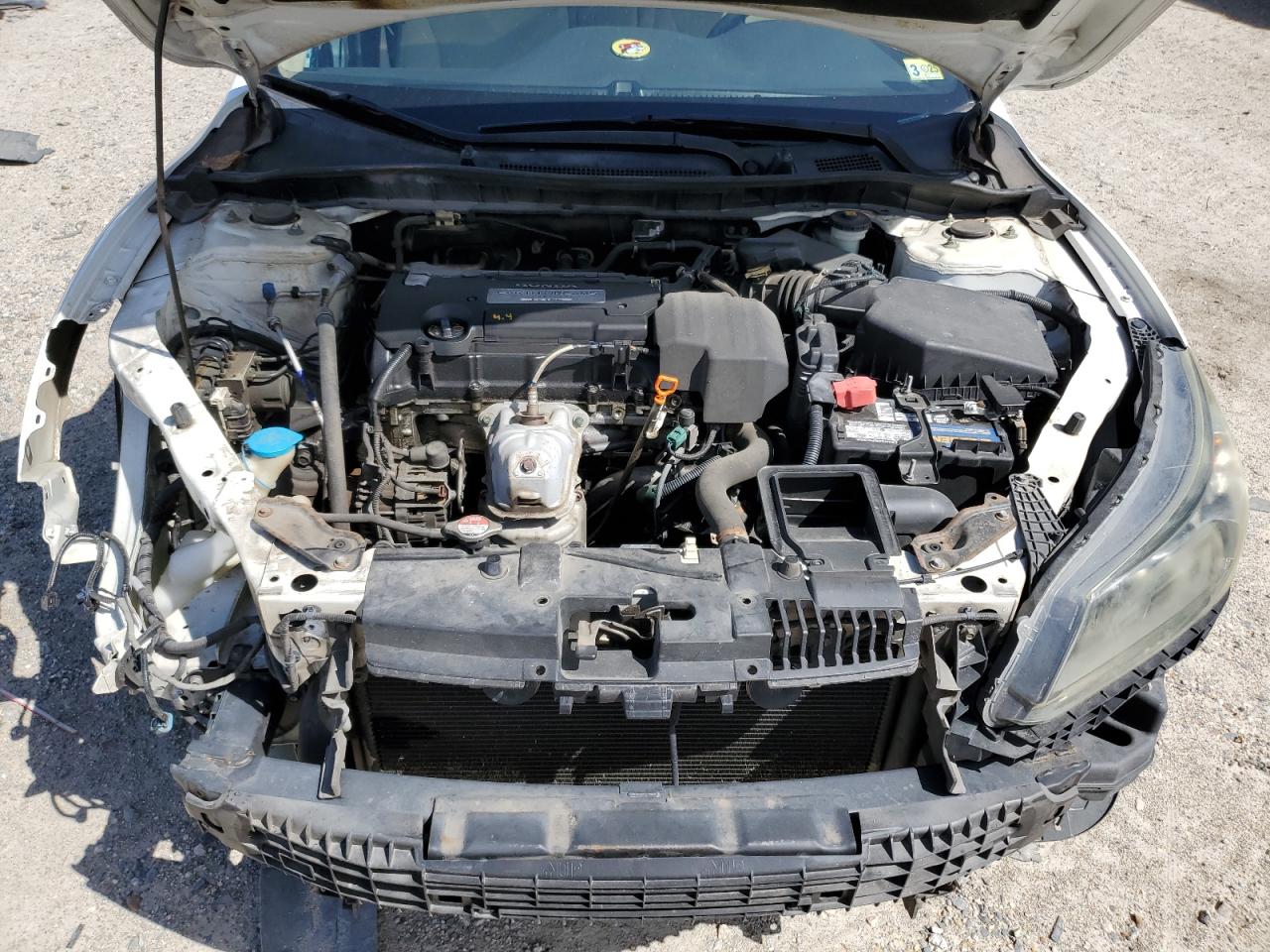 2013 Honda Accord - Image 11
