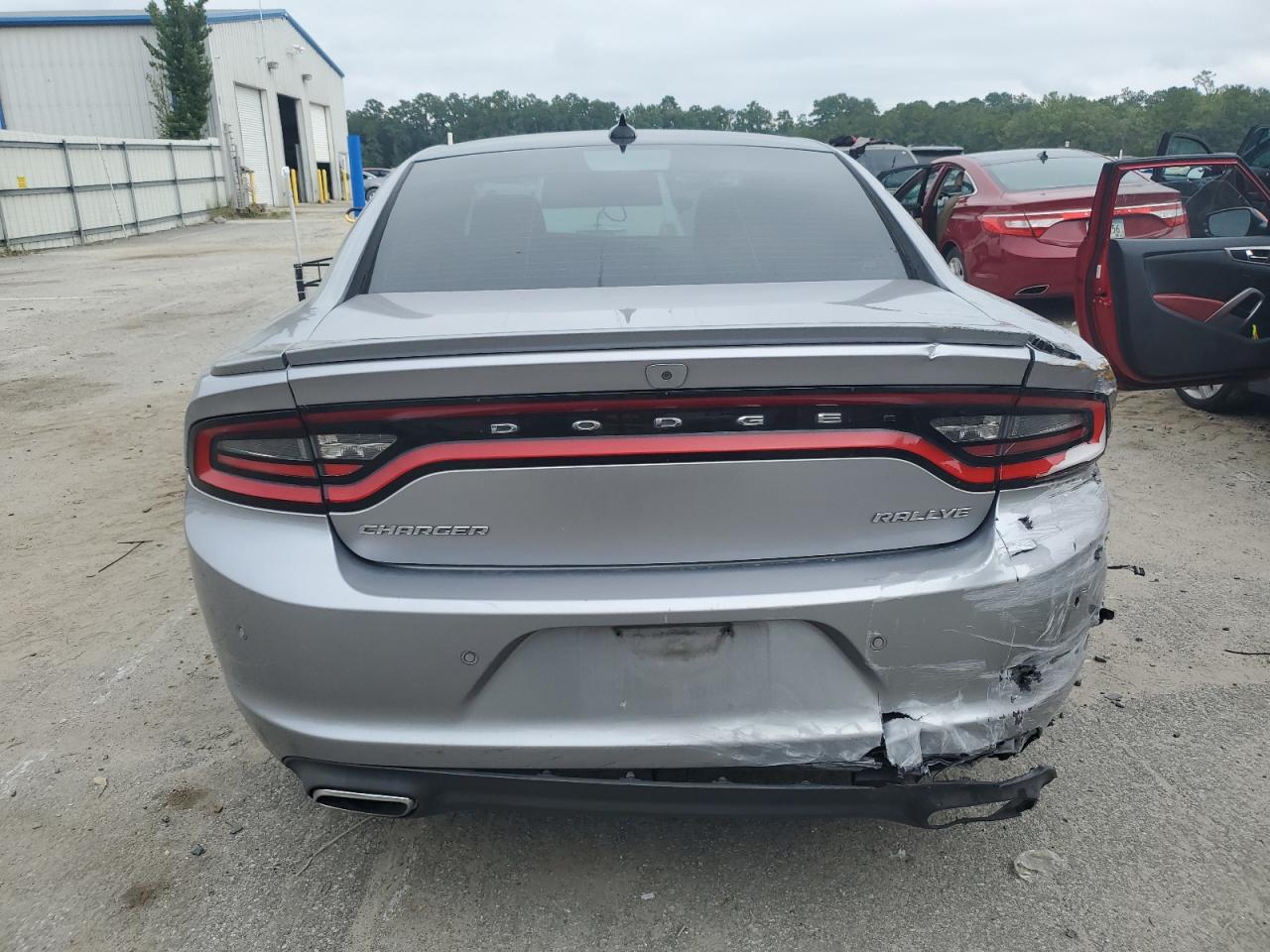 2C3CDXHG7FH801223 2015 Dodge Charger Sxt