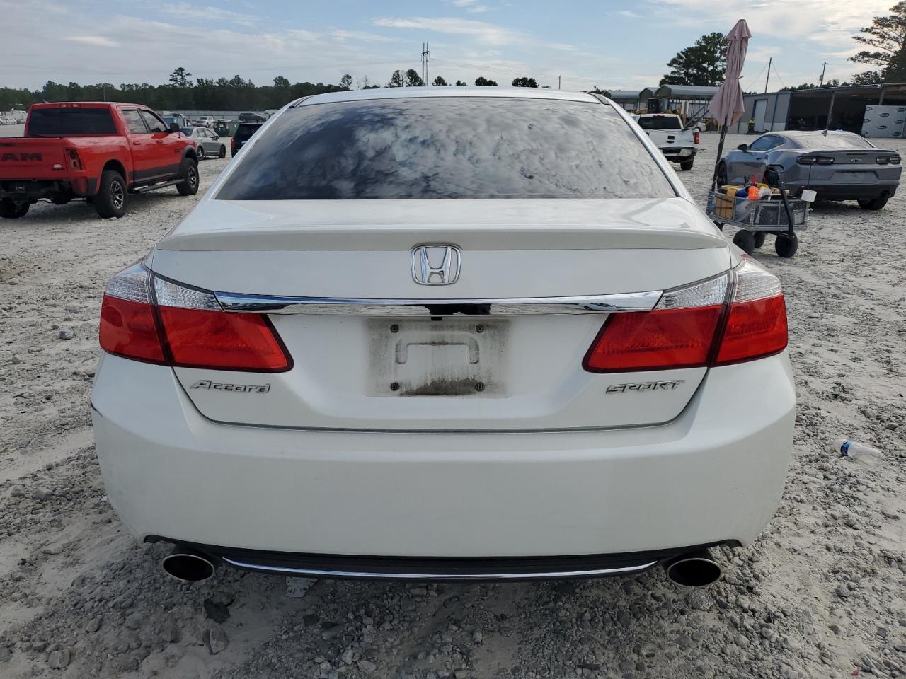 1HGCR2F50FA070720 2015 Honda Accord Sport