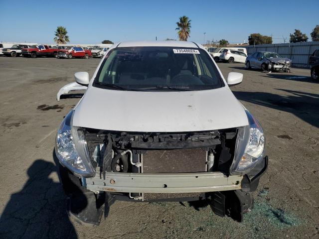  NISSAN VERSA 2019 White