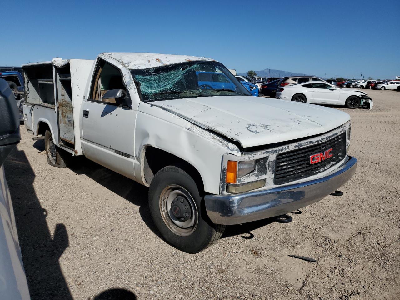 1995 GMC Sierra - Image 4