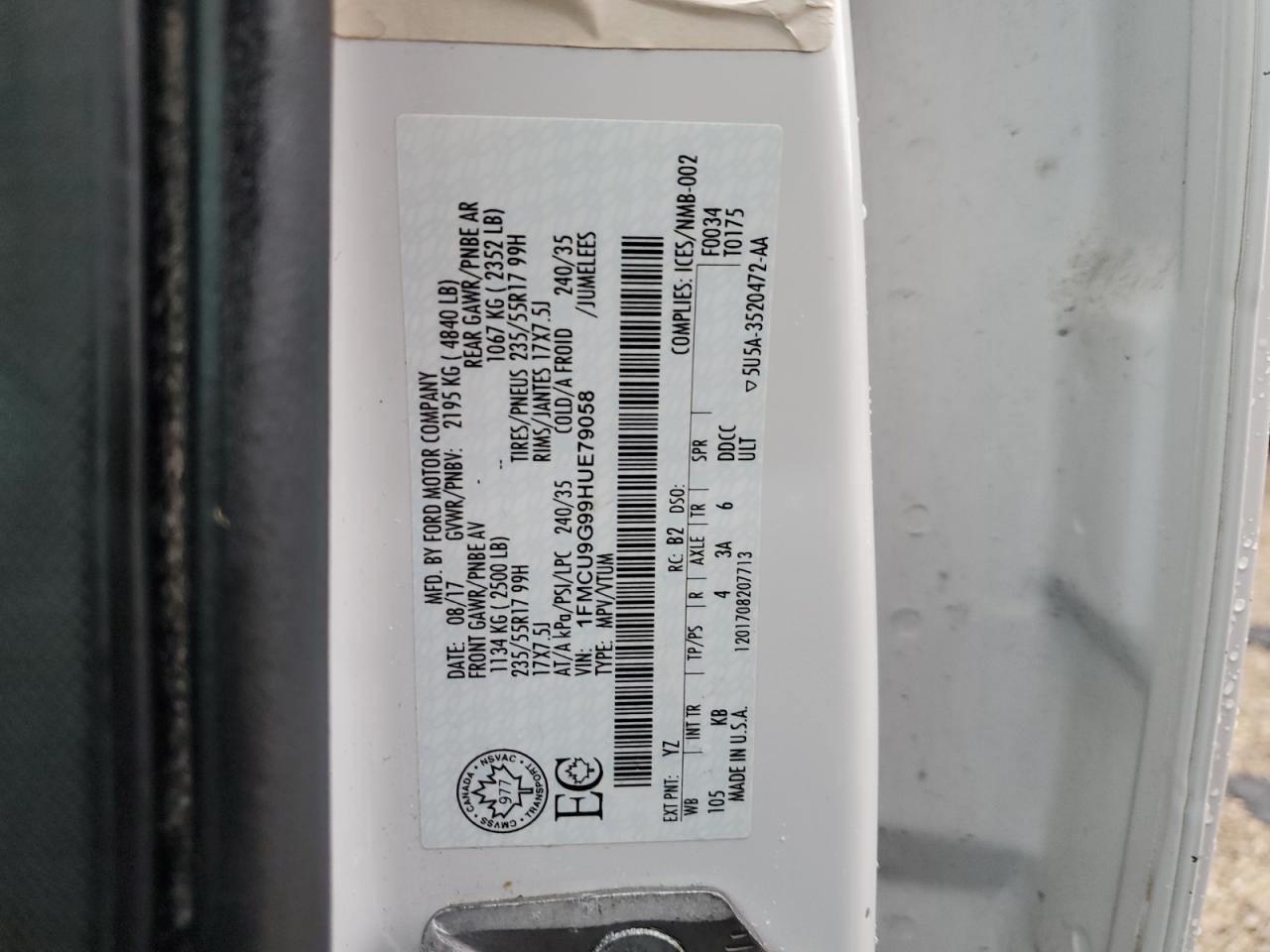 1FMCU9G99HUE79058 2017 Ford Escape Se