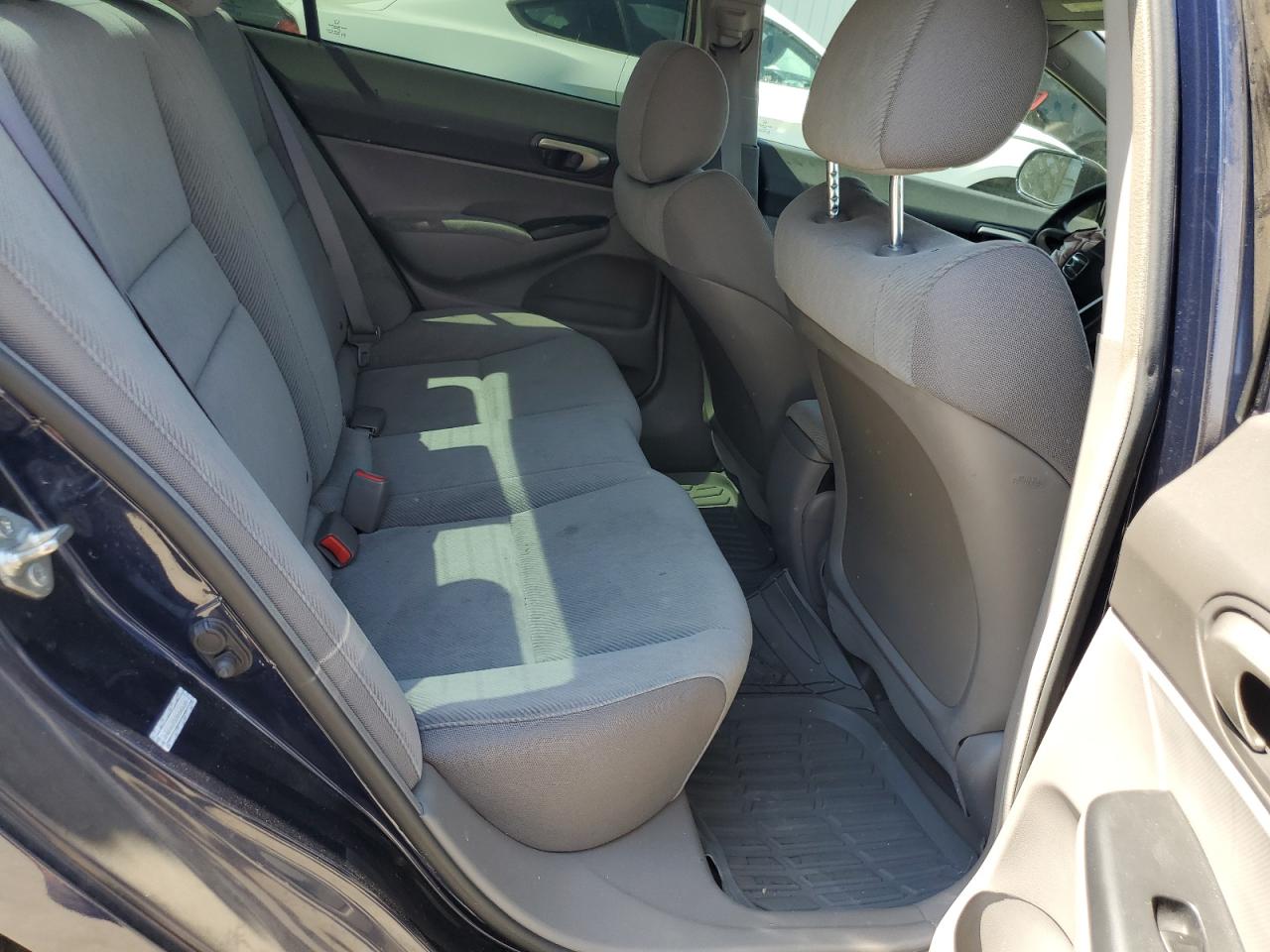 2HGFA1F50BH543168 2011 Honda Civic Lx