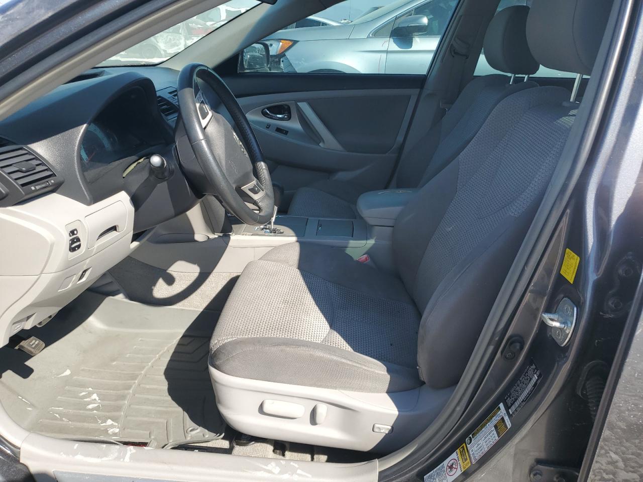 2011 Toyota Camry - Image 7