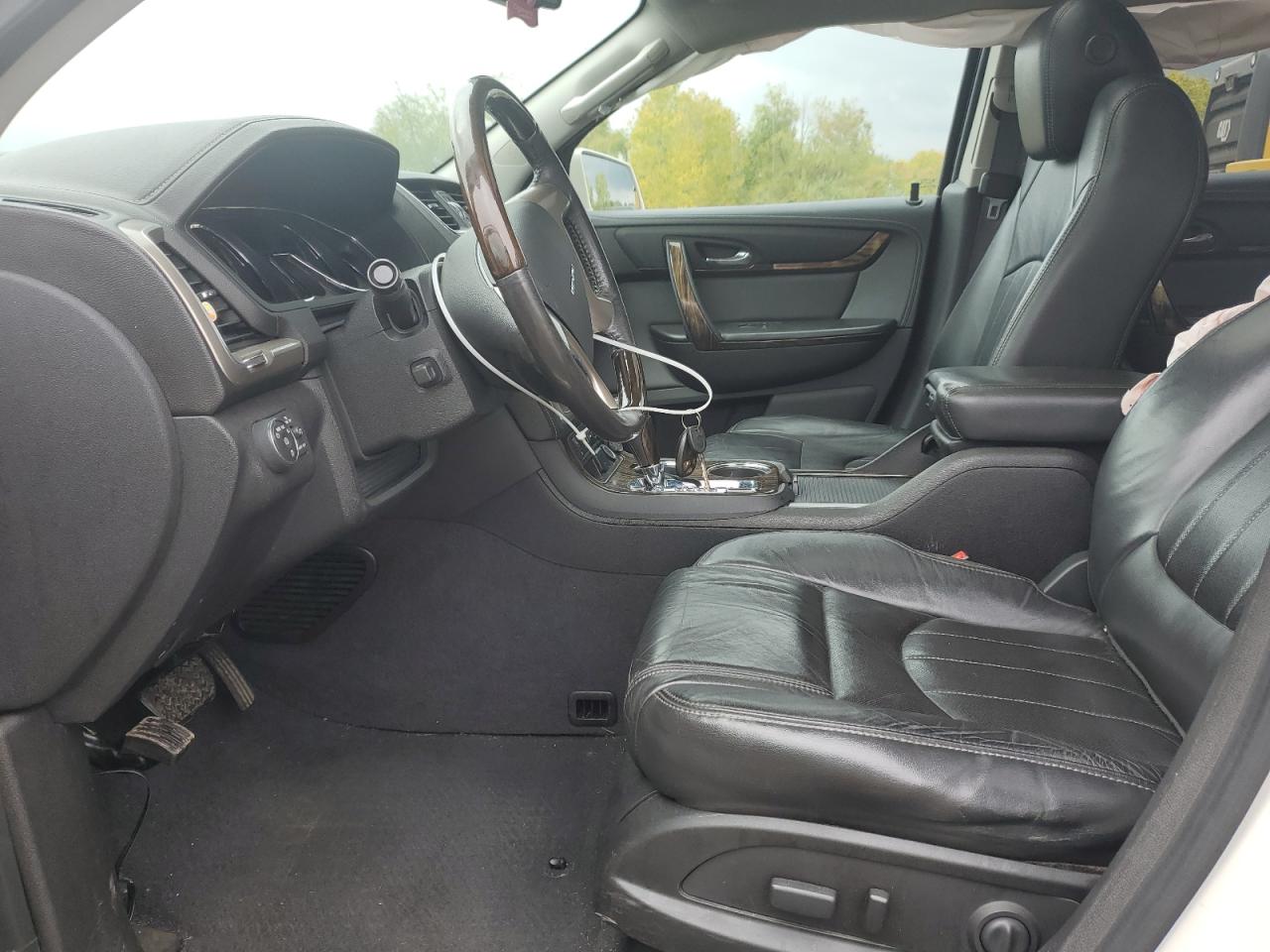 2015 GMC Acadia Denali VIN: 1GKKVTKD8FJ117456 Lot: 72687924