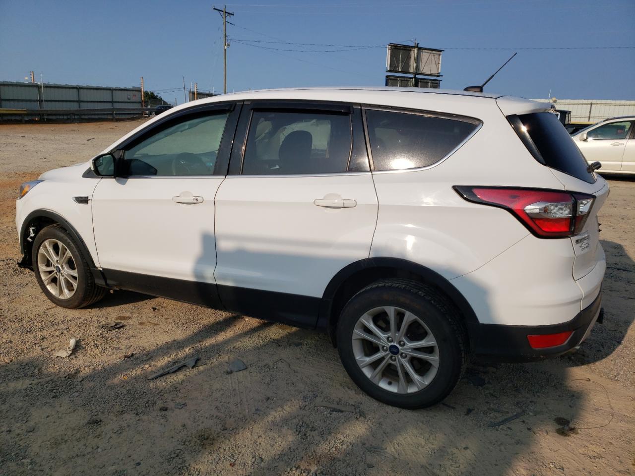 2017 Ford Escape Se VIN: 1FMCU9G97HUE75543 Lot: 70400794