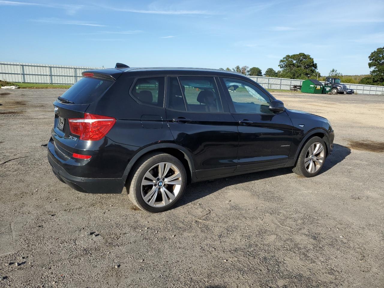 VIN 5UXWY3C56G0N87194 2016 BMW X3 no.3