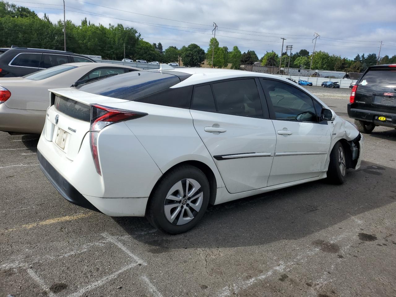 VIN JTDKARFU6G3024994 2016 TOYOTA PRIUS no.3