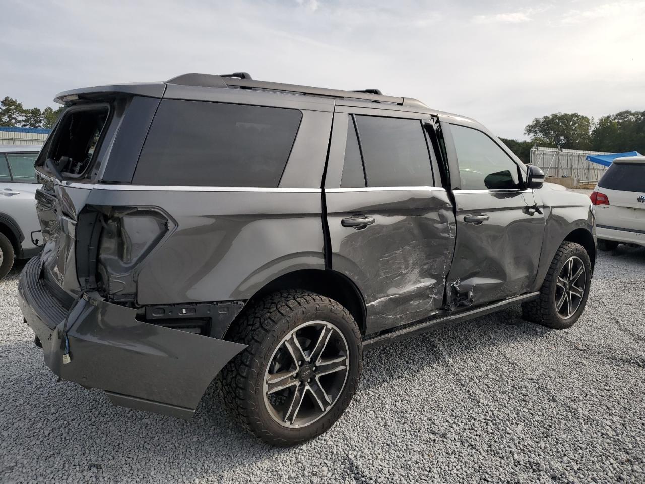 2021 Ford Expedition Limited VIN: 1FMJU2AT8MEA77975 Lot: 70373294