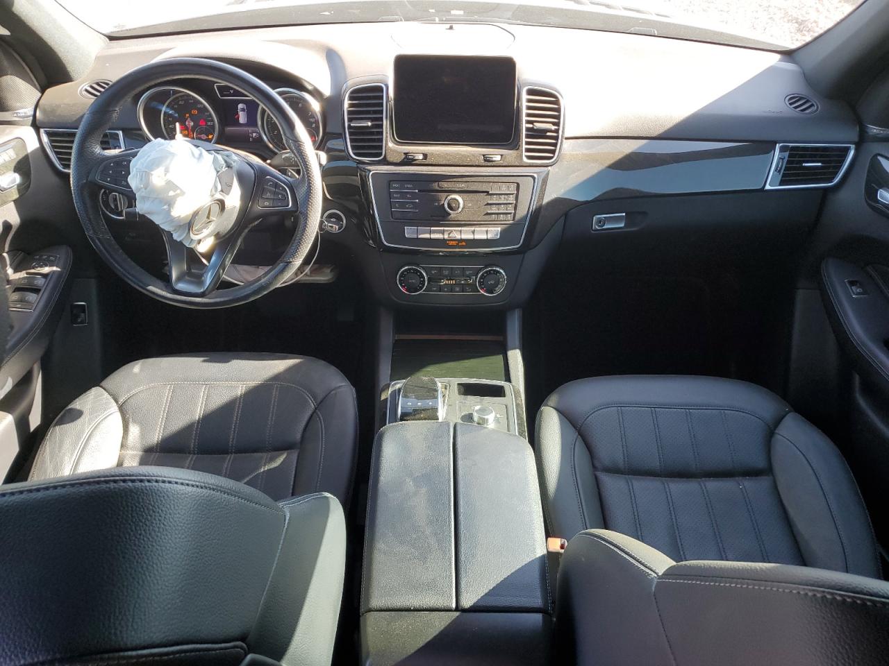 2018 Mercedes-Benz GLE - Image 8