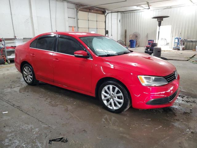  VOLKSWAGEN JETTA 2014 Червоний