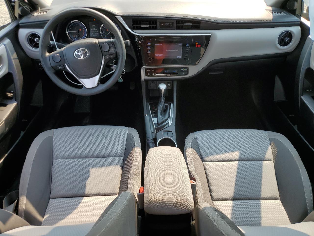 5YFBURHE4JP851601 2018 Toyota Corolla L