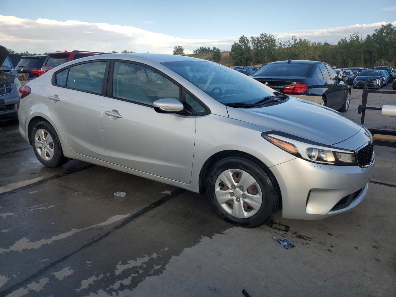 2017 Kia Forte Lx VIN: 3KPFK4A74HE129840 Lot: 69821544