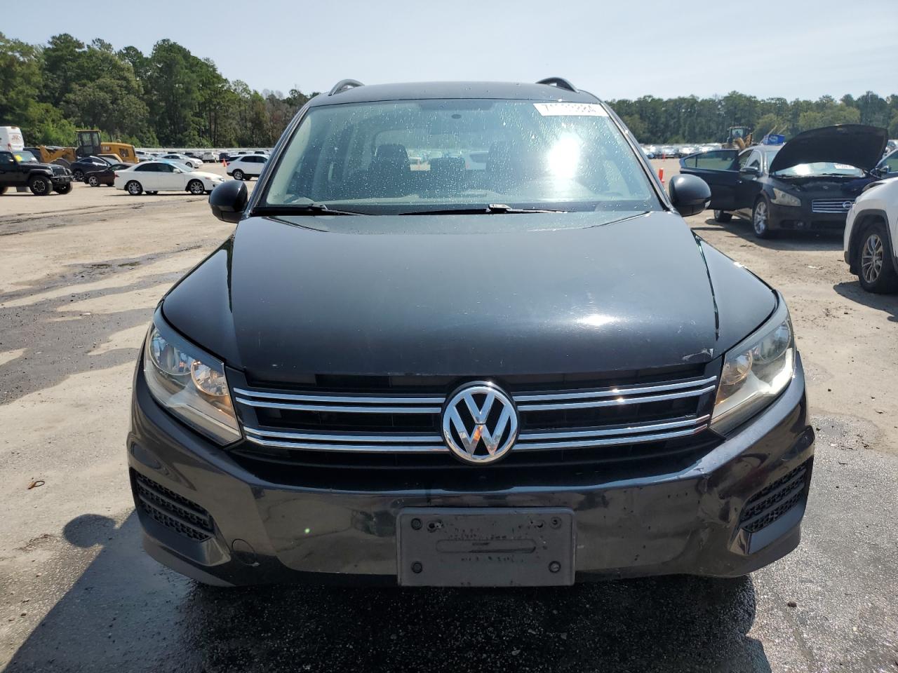 WVGBV7AX2HK045449 2017 Volkswagen Tiguan S