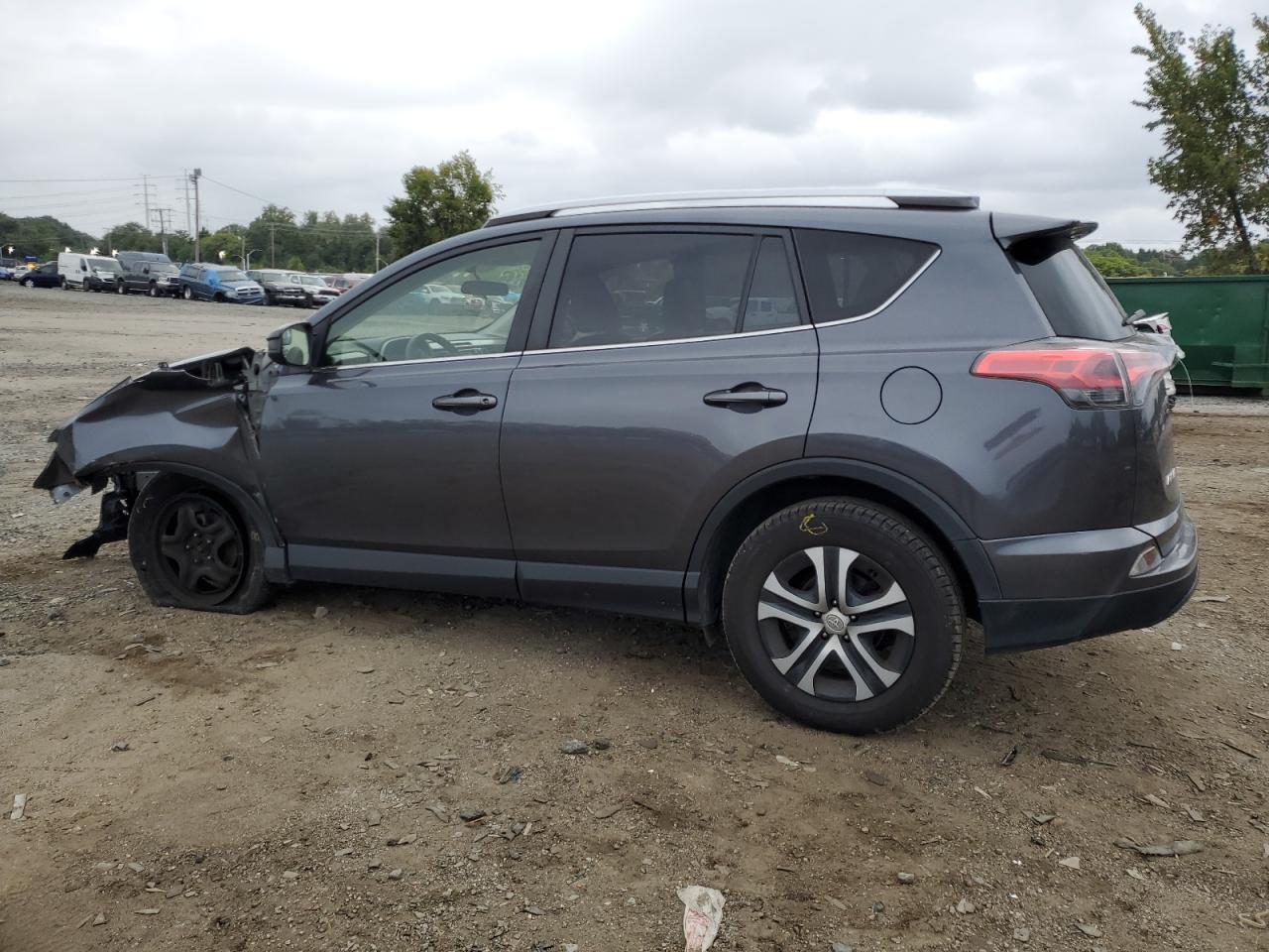 JTMBFREV3GD192971 2016 TOYOTA RAV 4 - Image 2