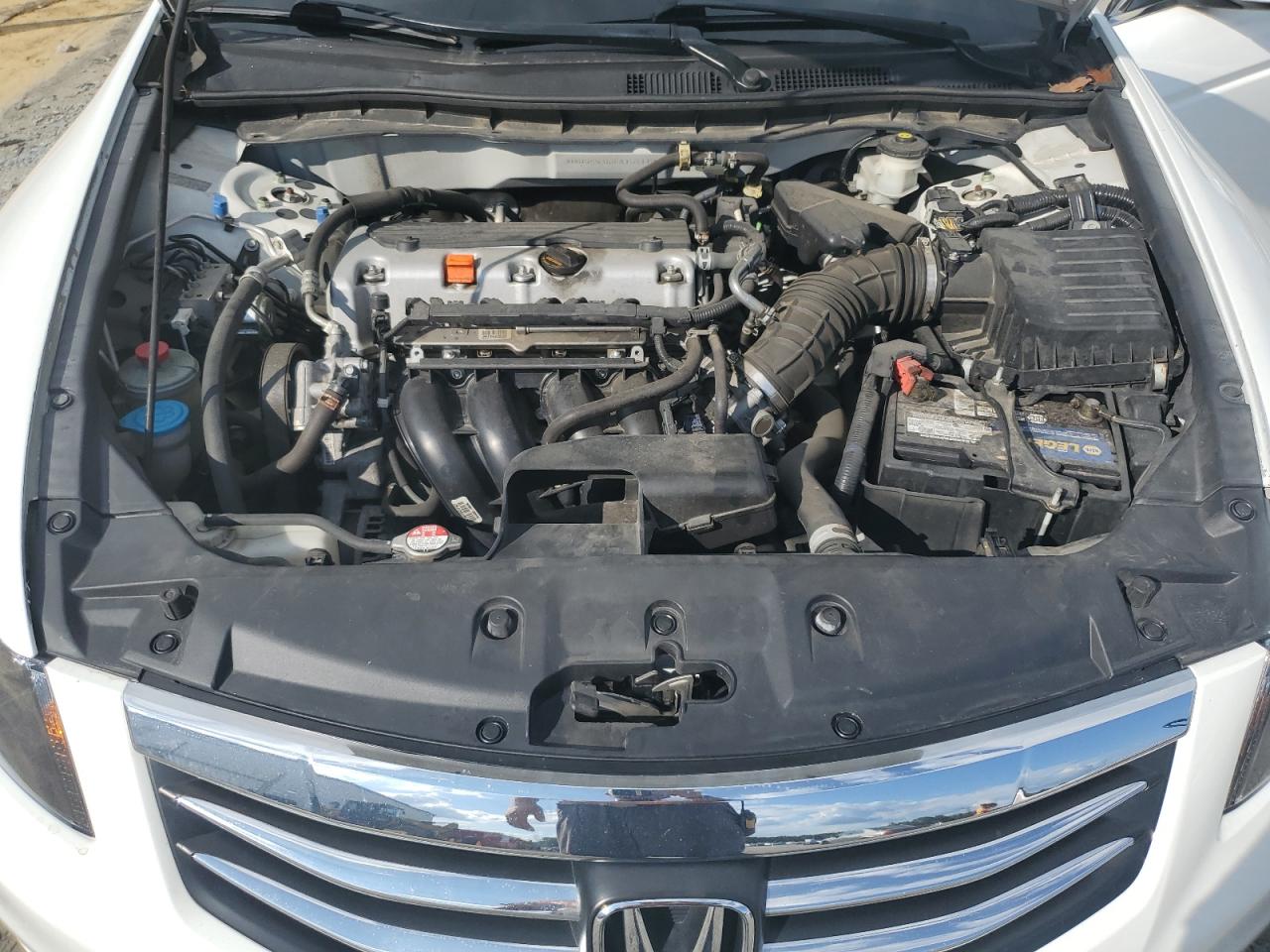 1HGCP2F63CA157117 2012 Honda Accord Se