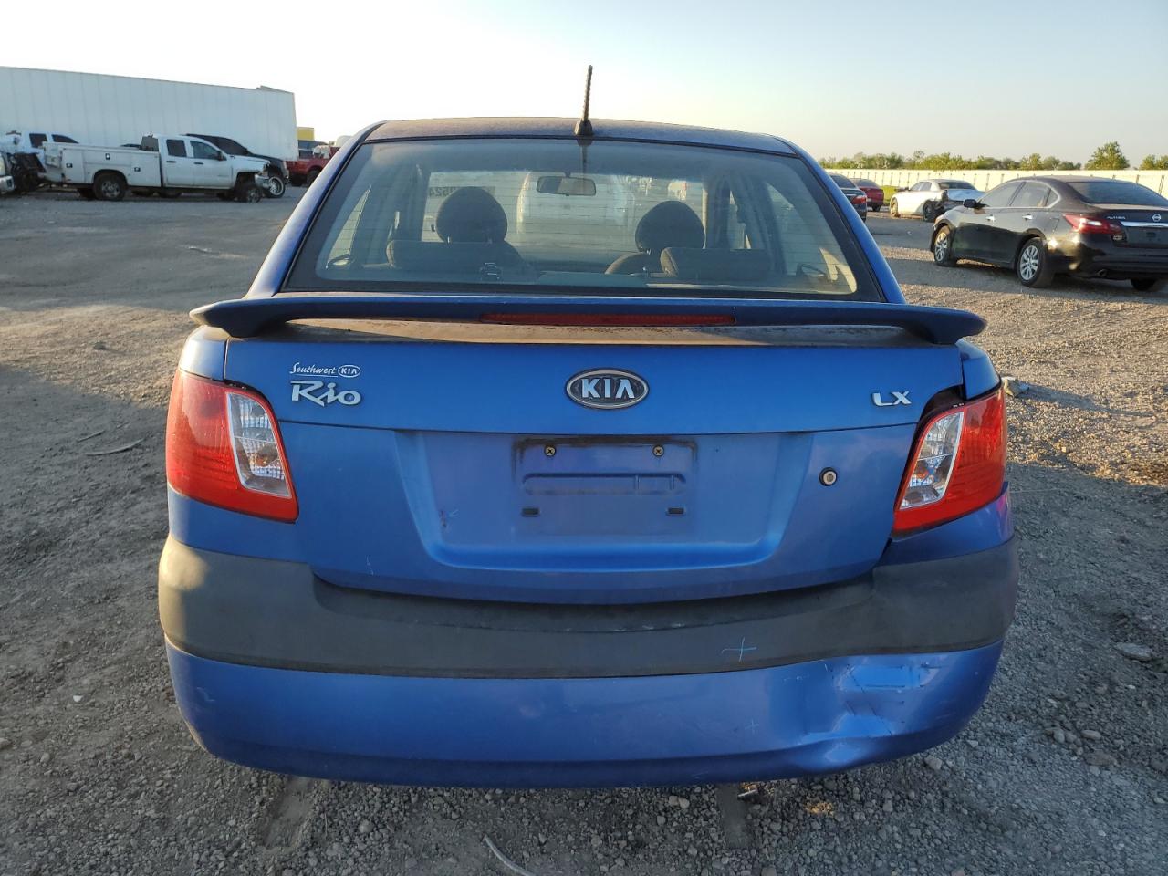 2008 Kia Rio Base VIN: KNADE123786396174 Lot: 72940524