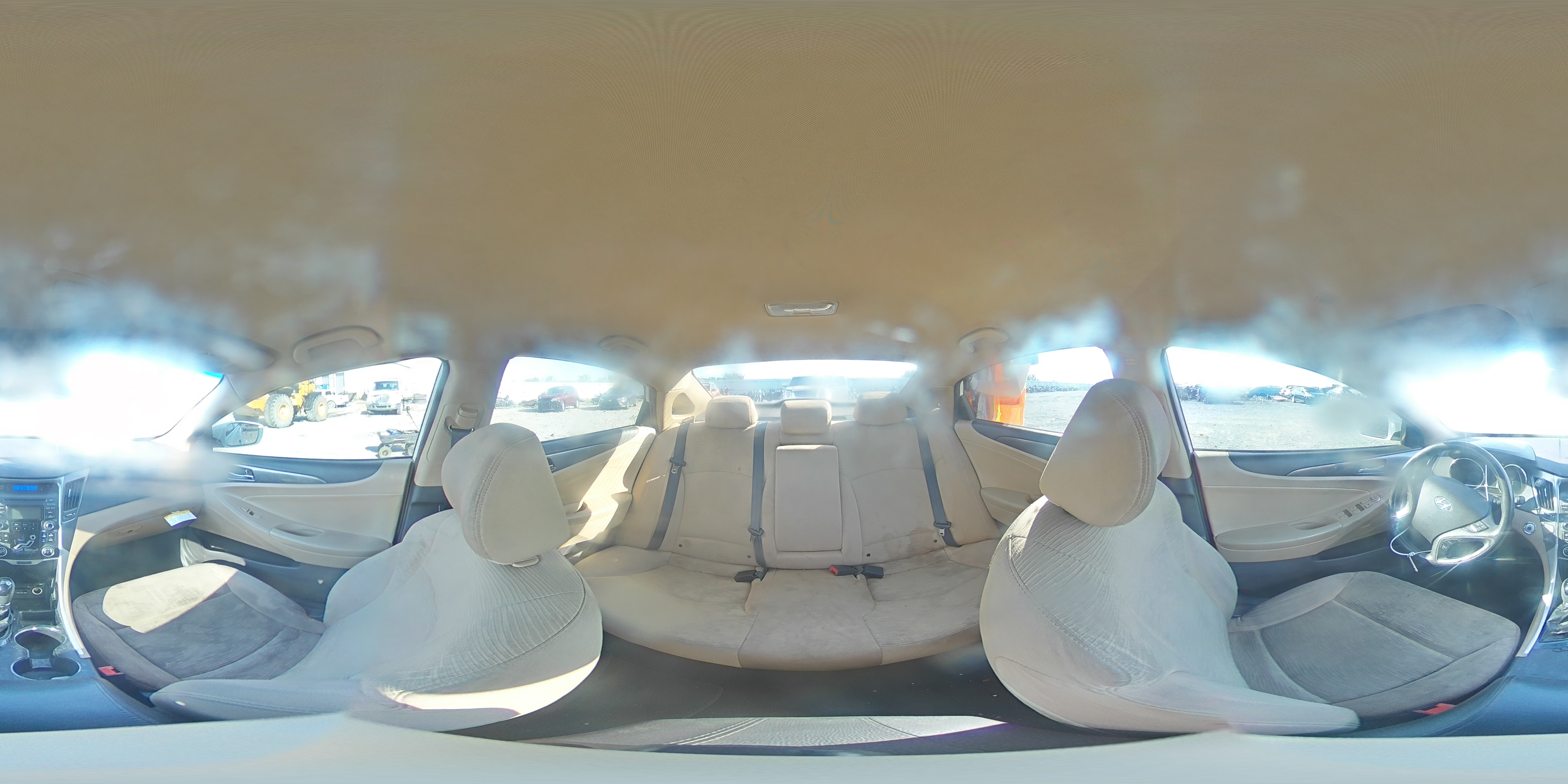 2012 Hyundai Sonata - Image 13