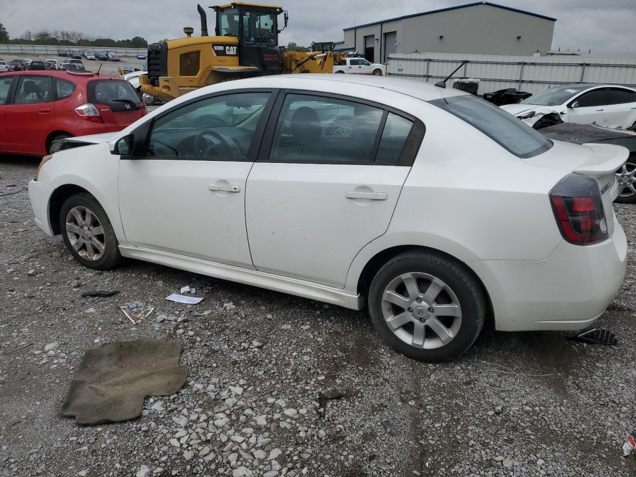 2010 Nissan Sentra - Image 2