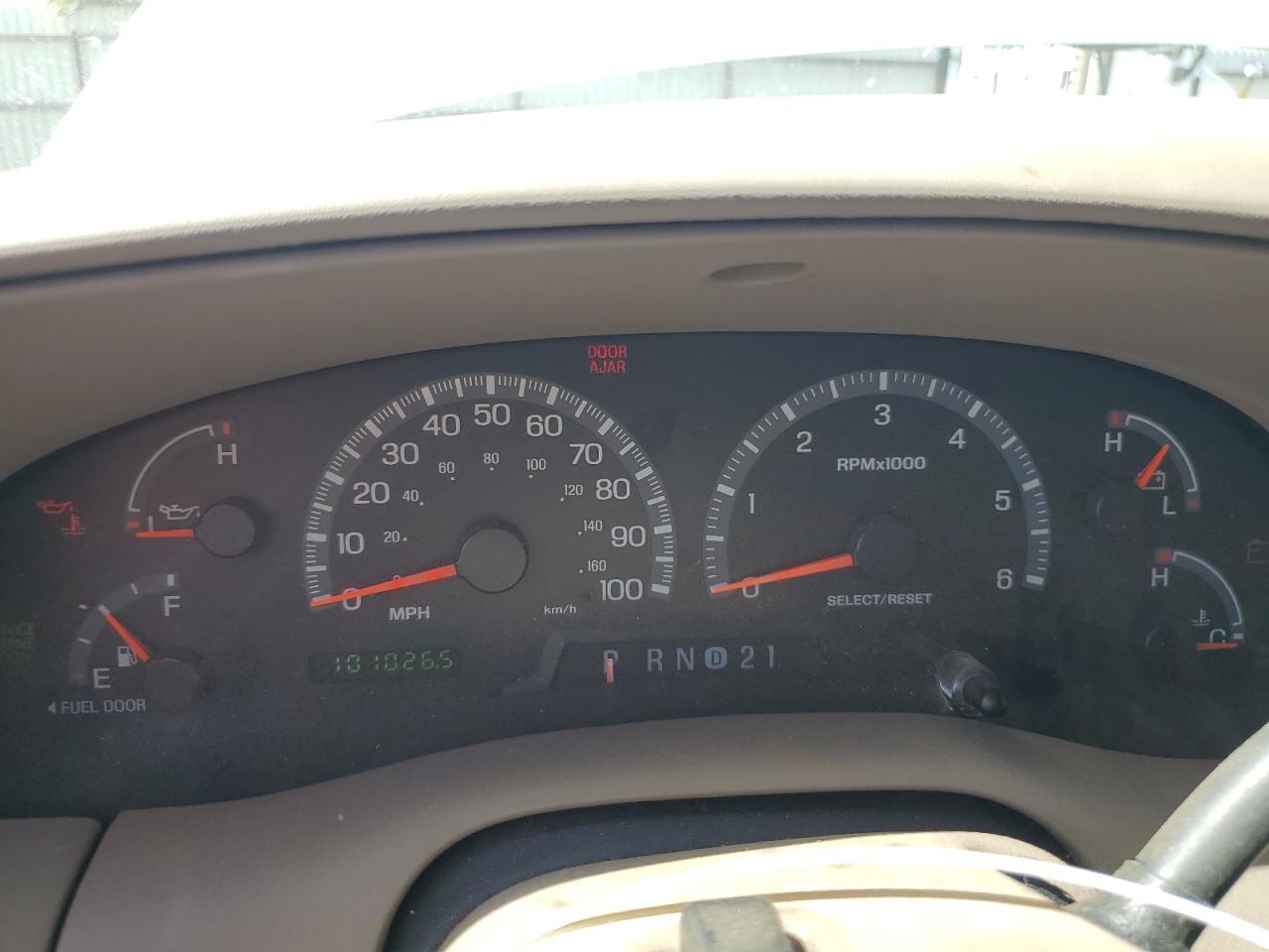 2000 Ford Expedition Xlt VIN: 1FMFU16L2YLC07498 Lot: 71497364