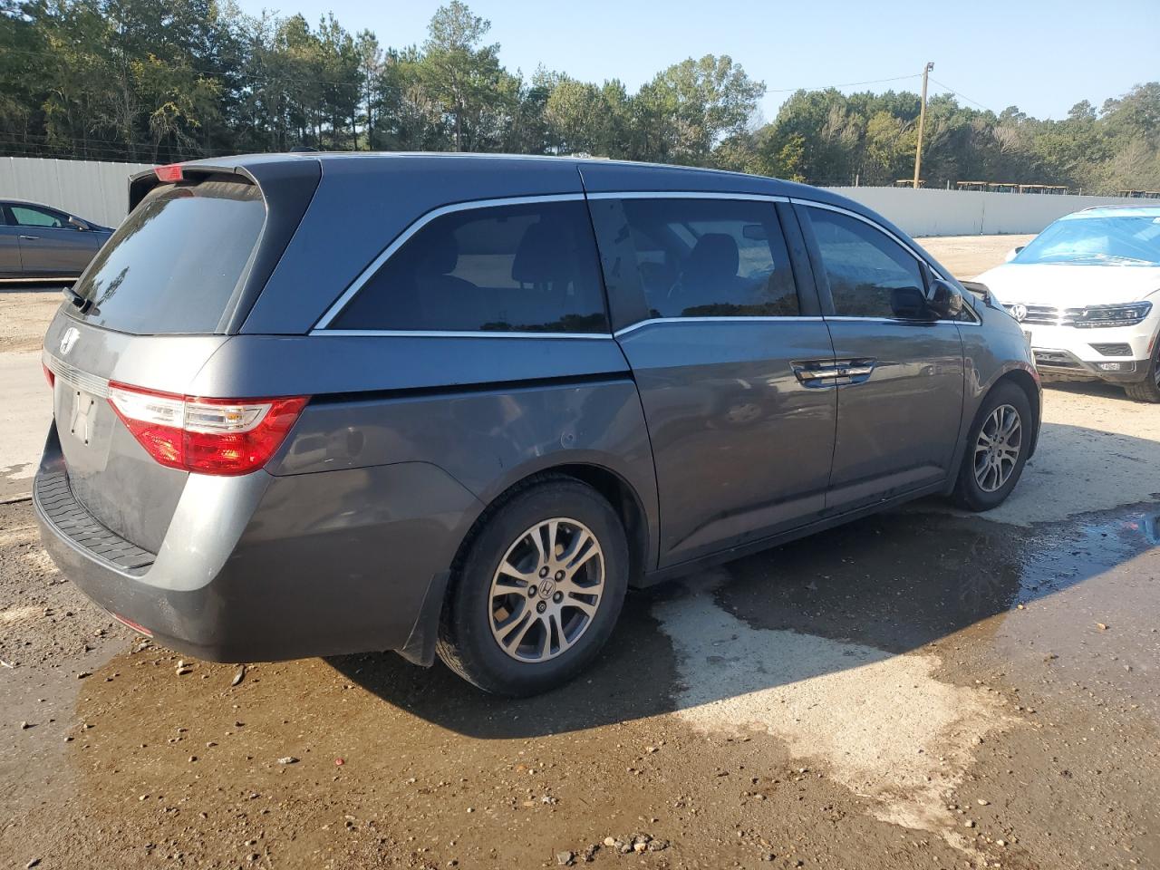 2012 Honda Odyssey - Image 3