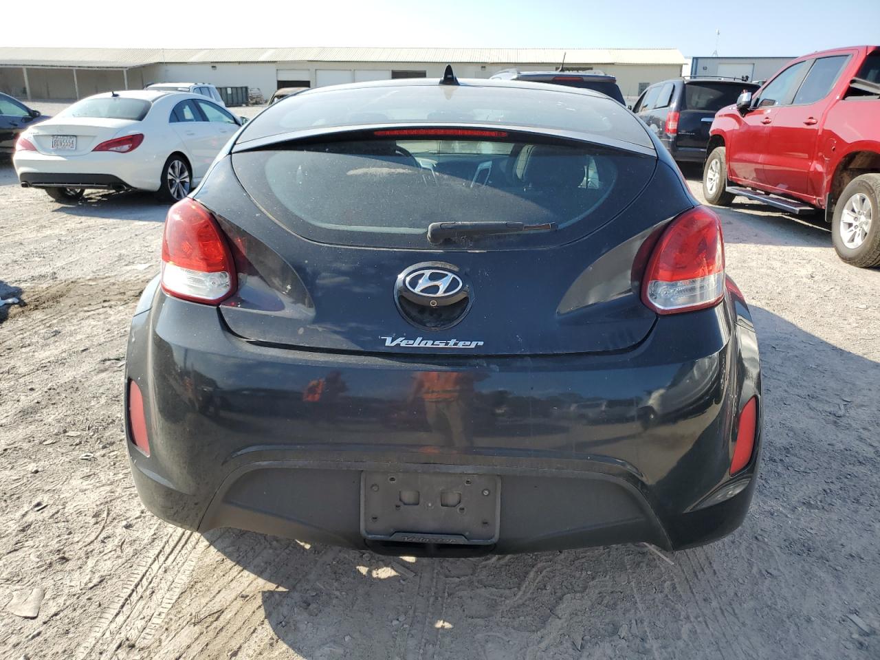 KMHTC6AD4HU306210 2017 Hyundai Veloster