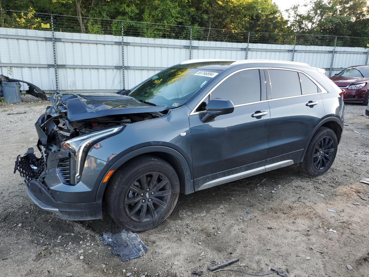 2019 Cadillac Xt4 Premium Luxury for Sale in Hampton, VA - Front End