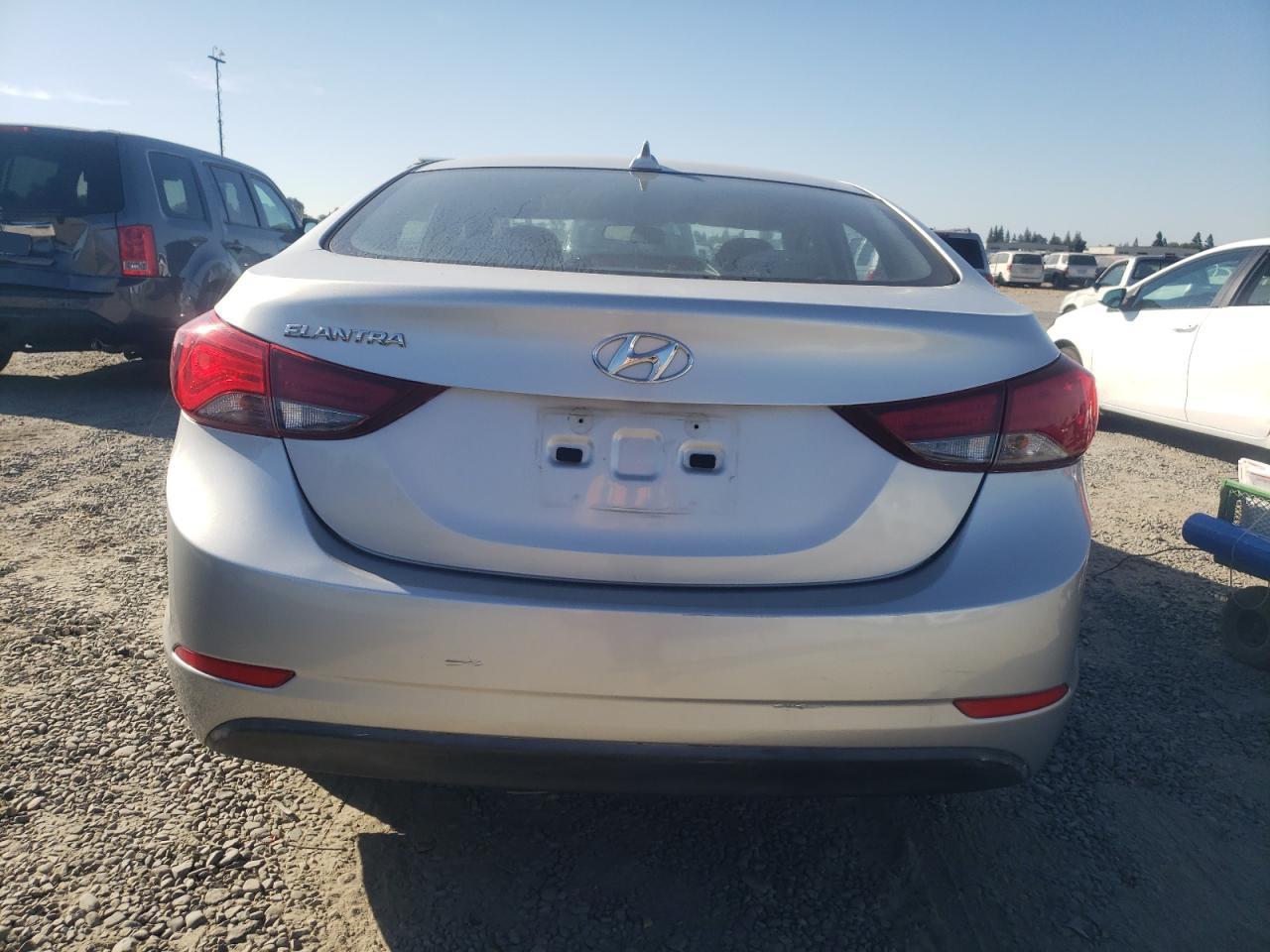 2016 Hyundai Elantra Se VIN: 5NPDH4AE0GH718107 Lot: 72573504