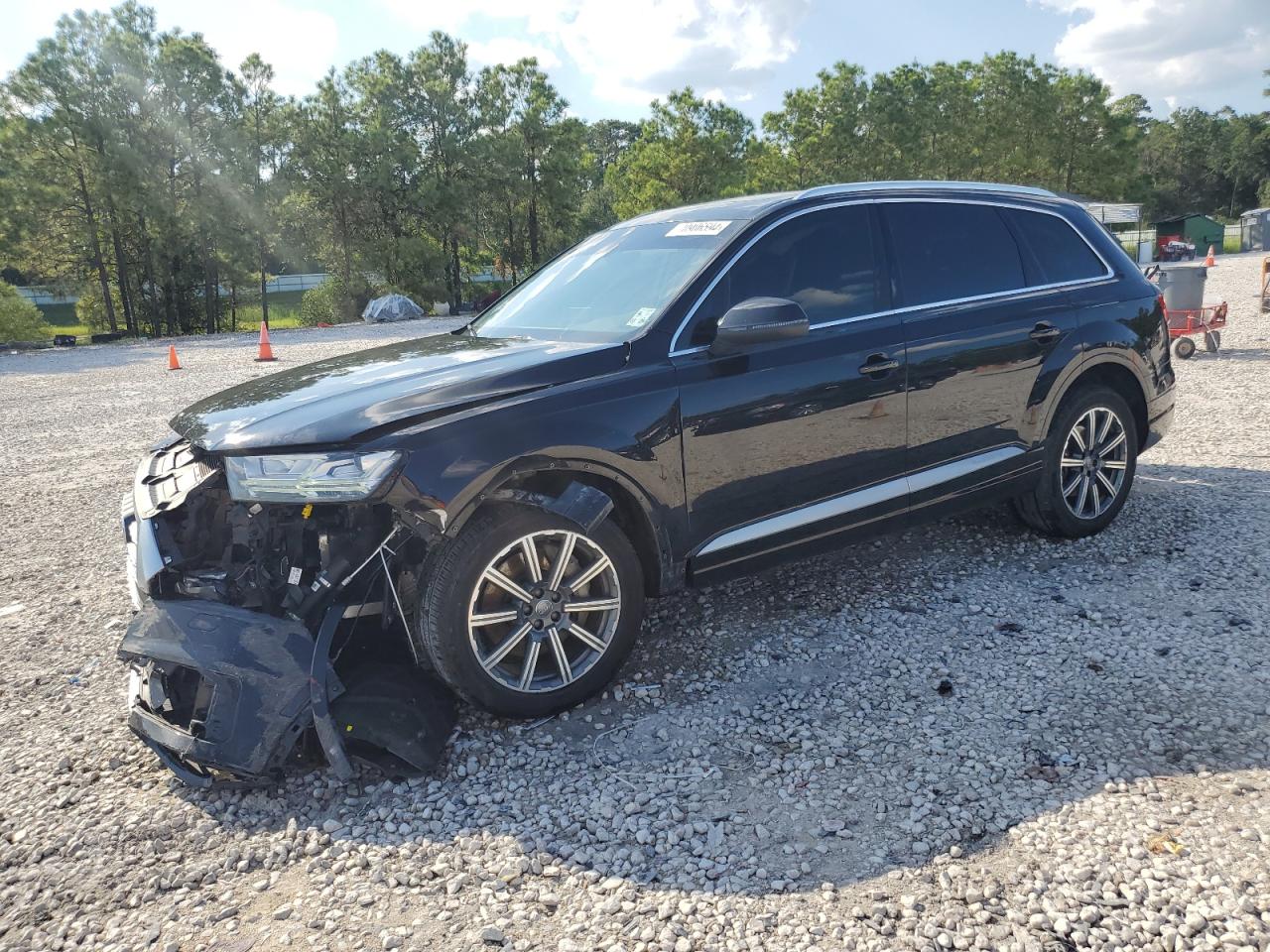 WA1LHAF75KD041990 2019 Audi Q7 Premium Plus