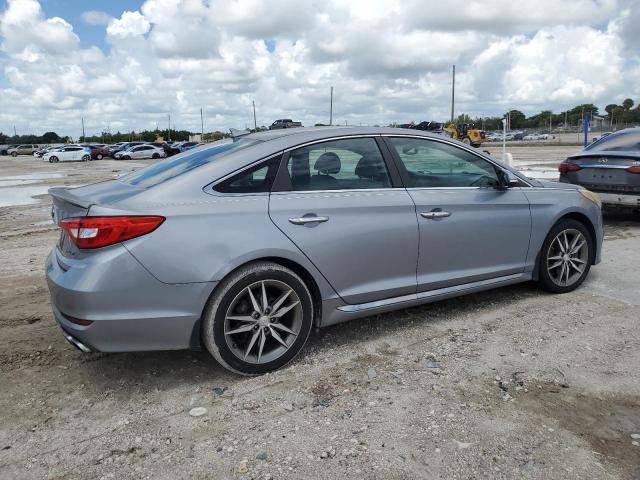 Sedans HYUNDAI SONATA 2015 Srebrny