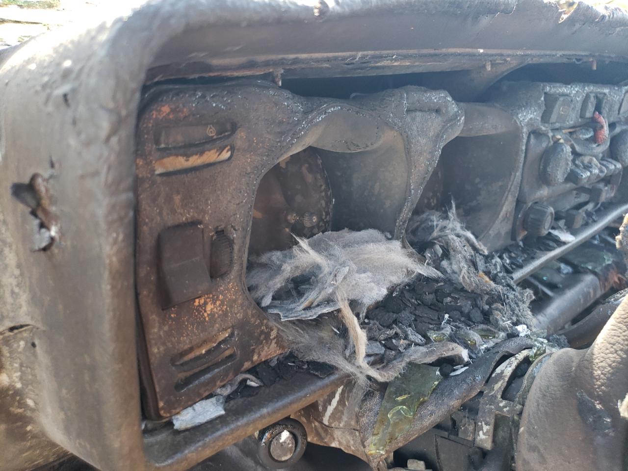 1978 Volkswagen Rabbit VIN: 1783383835 Lot: 70585354