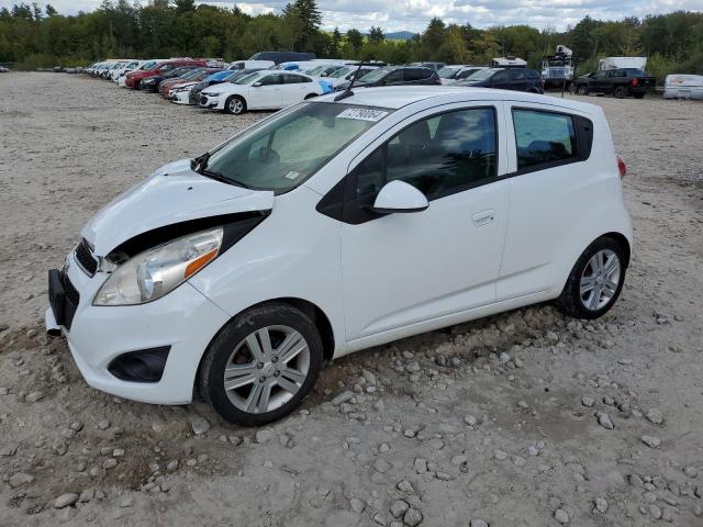 Хэтчбеки CHEVROLET SPARK 2014 Белы