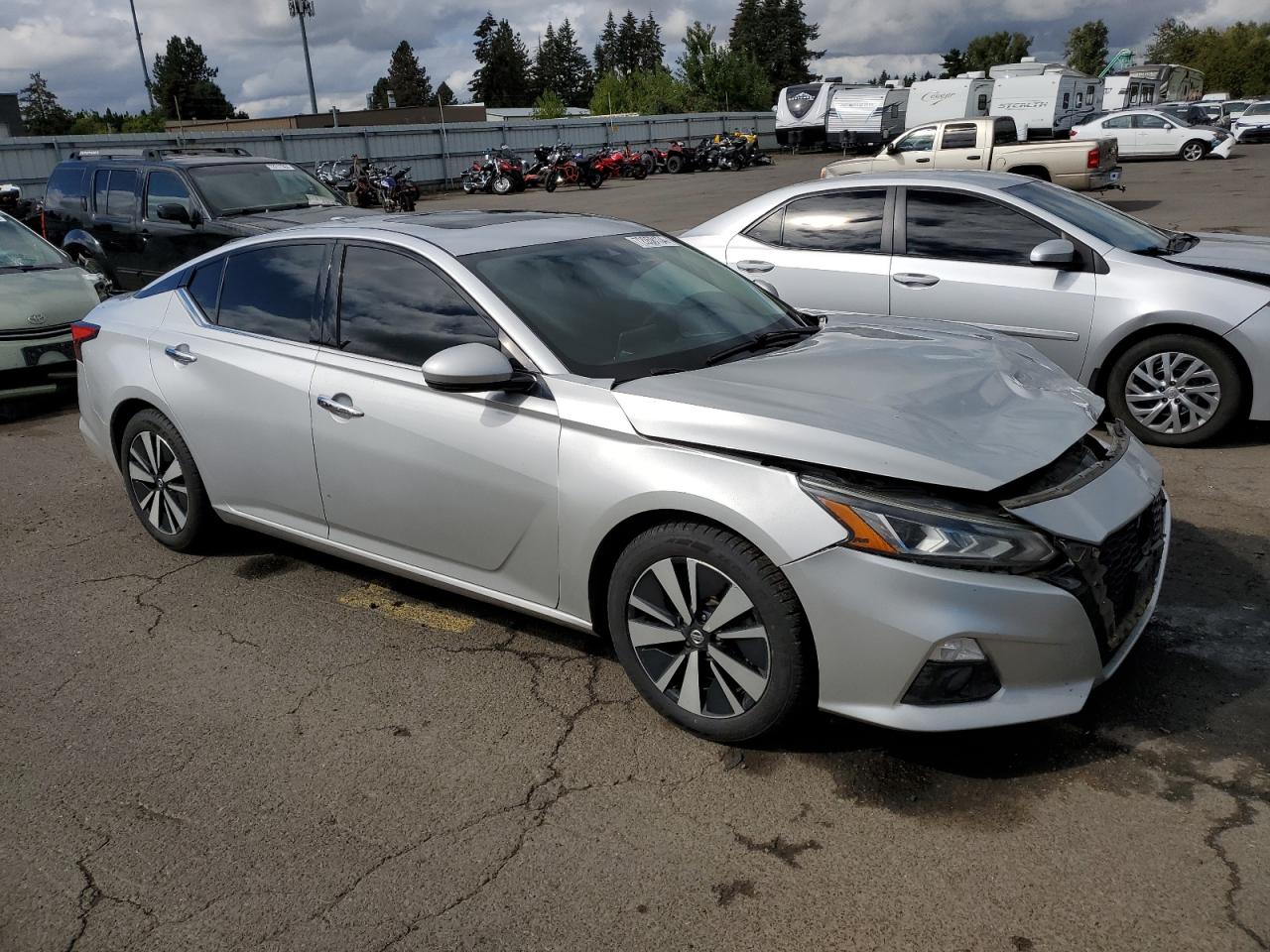 2019 Nissan Altima - Image 4